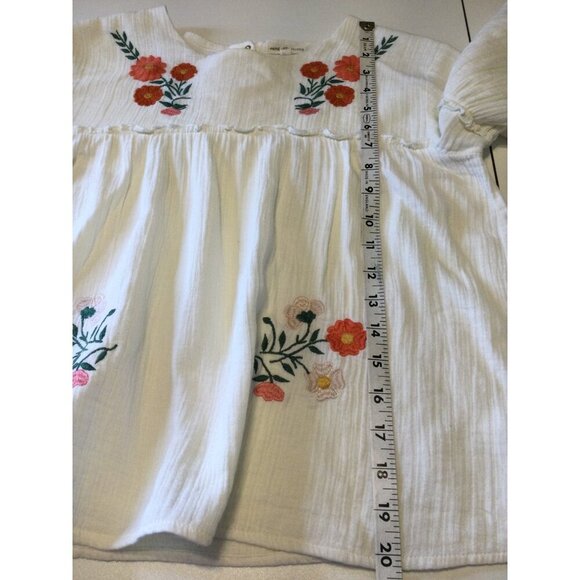 Hundred Pieces Women's Embroidered Floral Pleated Top Short Sleeve Beige Size XS - Picture 9 of 10